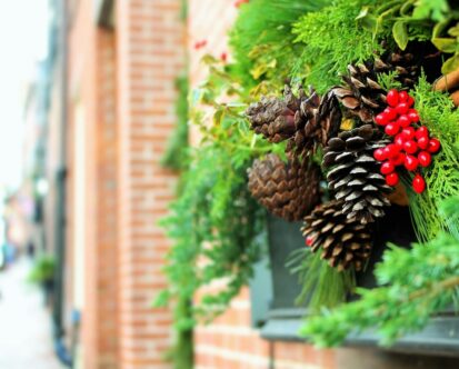 Holiday Planter Ideas For A Festive Seasonal Landscape