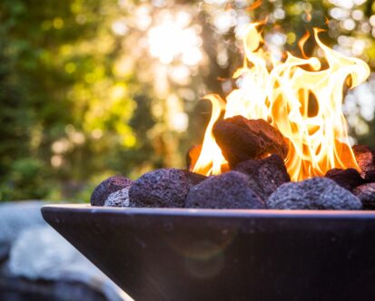 Outdoor Fire Pit Ideas: Transform Your Backyard Into a Cozy Gathering Space