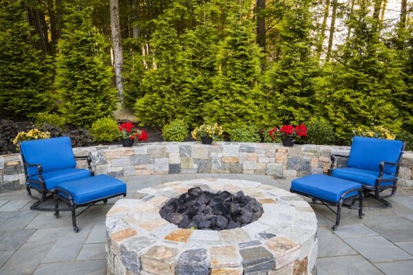 Backyard Fire Pit Ideas: Create a Warm, Inviting Outdoor Space You’ll Enjoy Year-Round
